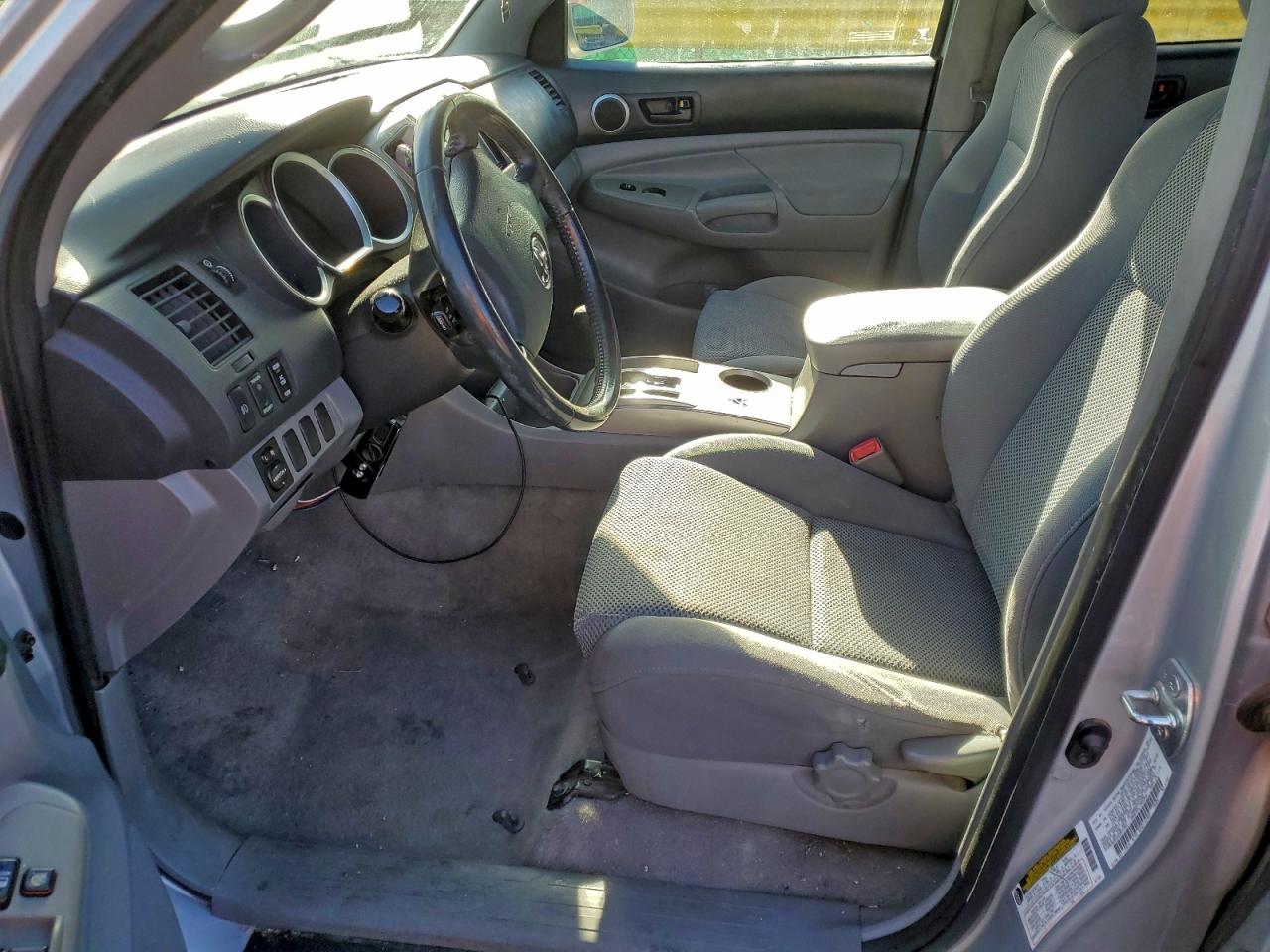 2005 TOYOTA TACOMA V6 photo 7