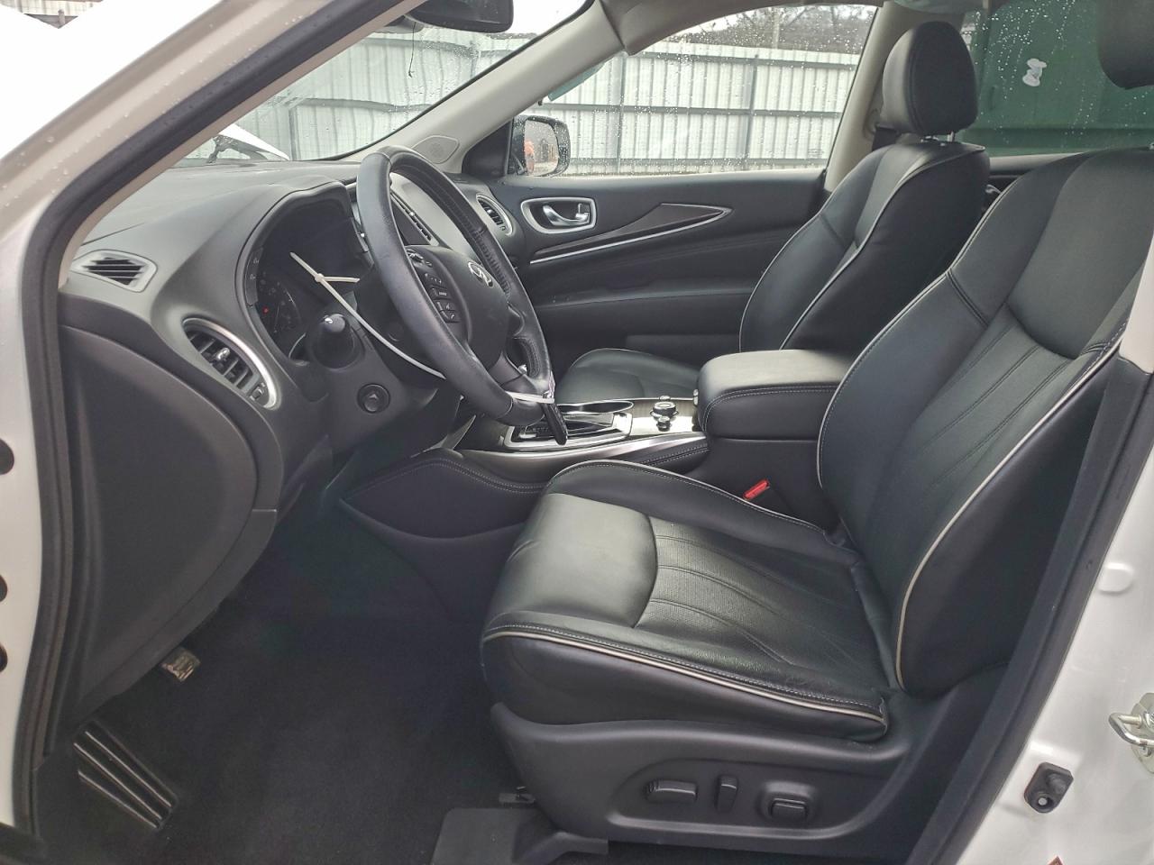 2020 INFINITI QX60 LUXE photo 13