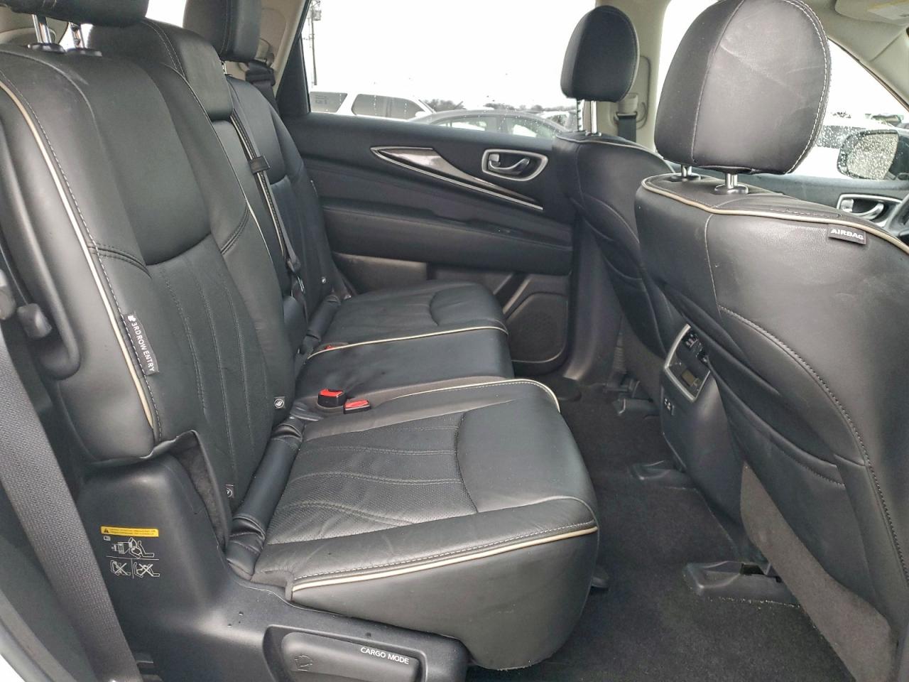 2020 INFINITI QX60 LUXE photo 21