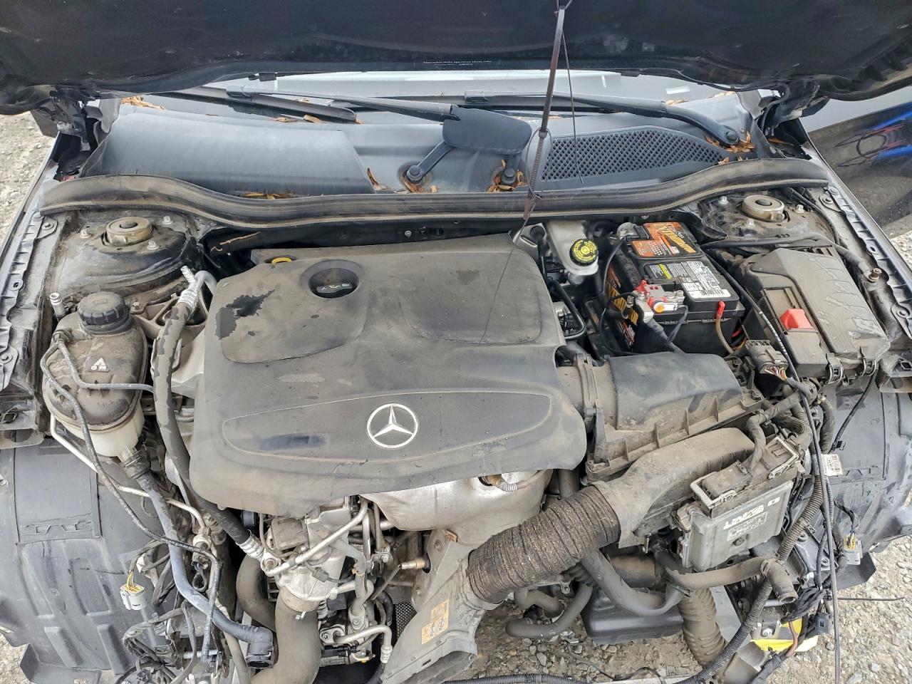 2016 MERCEDES-BENZ CLA 250 photo 21