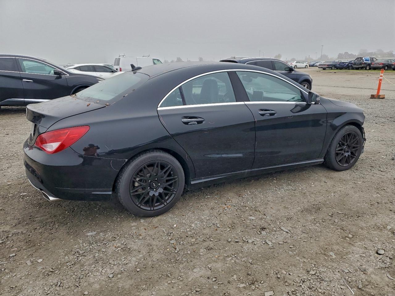 2016 MERCEDES-BENZ CLA 250 photo 5