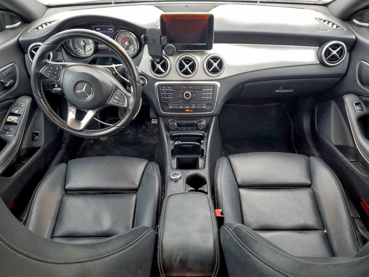 2016 MERCEDES-BENZ CLA 250 photo 15