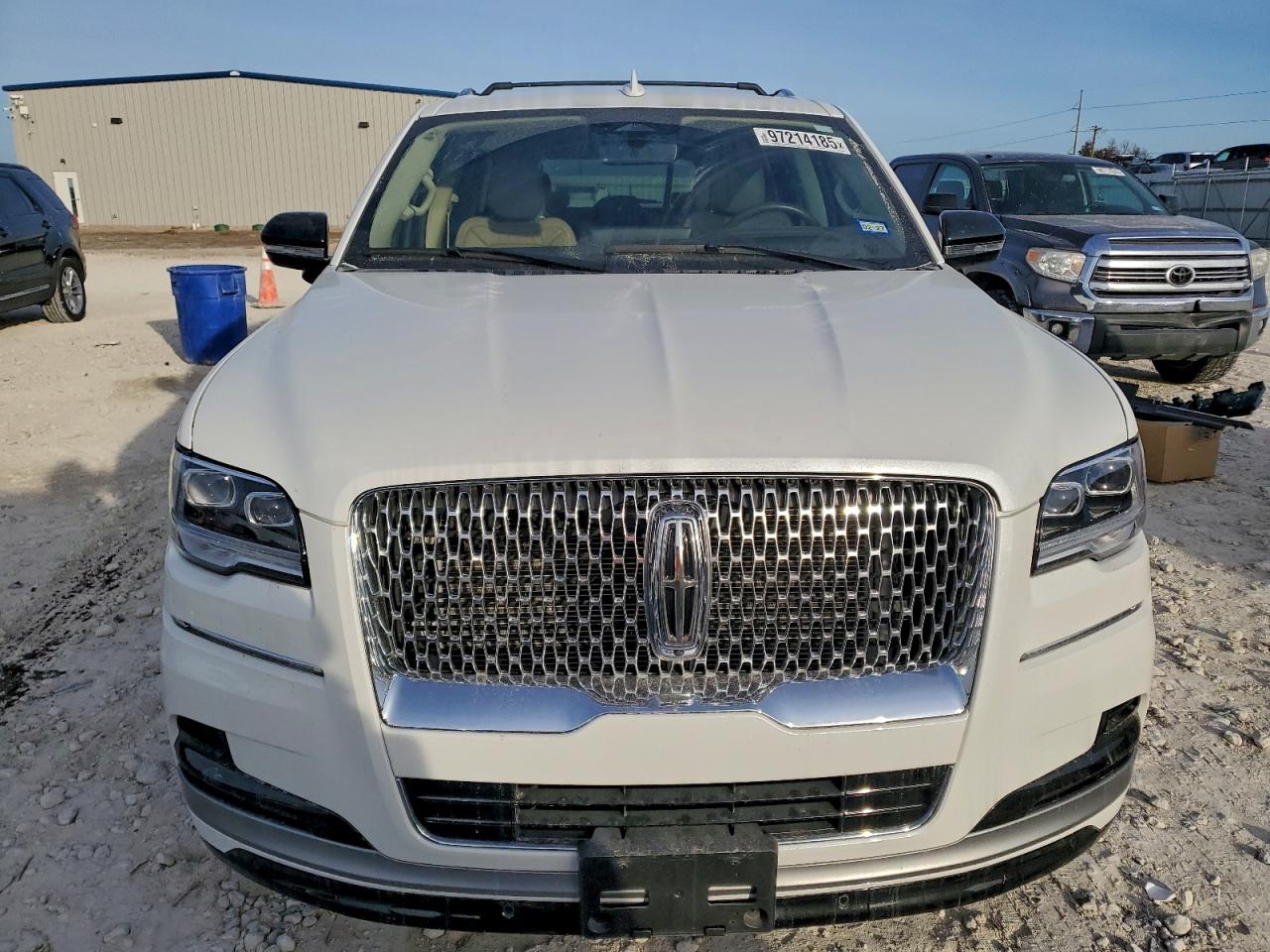 2024 LINCOLN NAVIGATOR L RESERVE photo 5