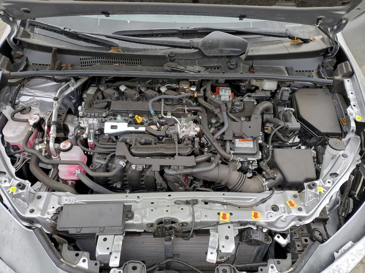 2025 TOYOTA PRIUS LE photo 31