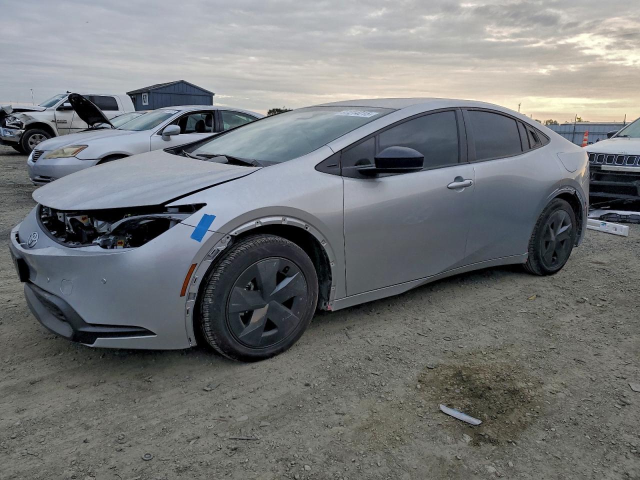 2025 TOYOTA PRIUS