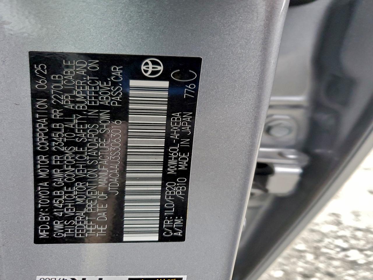 2025 TOYOTA PRIUS LE photo 37