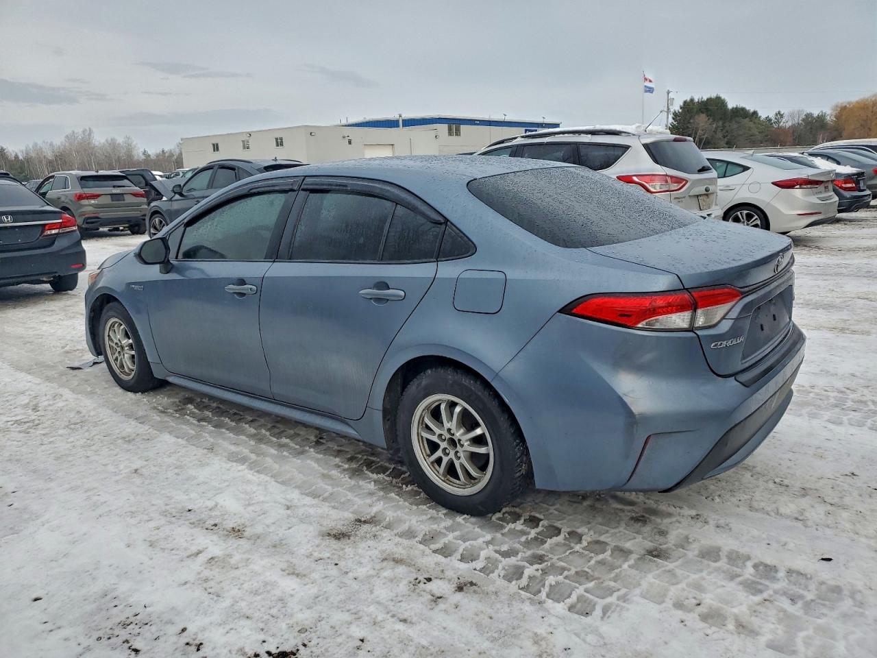 2020 TOYOTA COROLLA LE photo 2