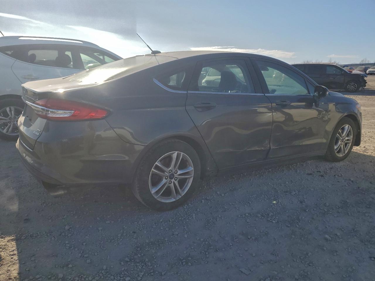 2018 FORD FUSION SE photo 3