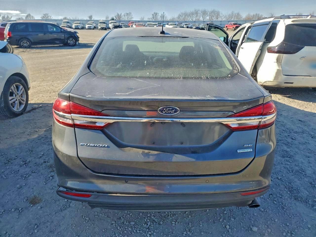 2018 FORD FUSION SE photo 6