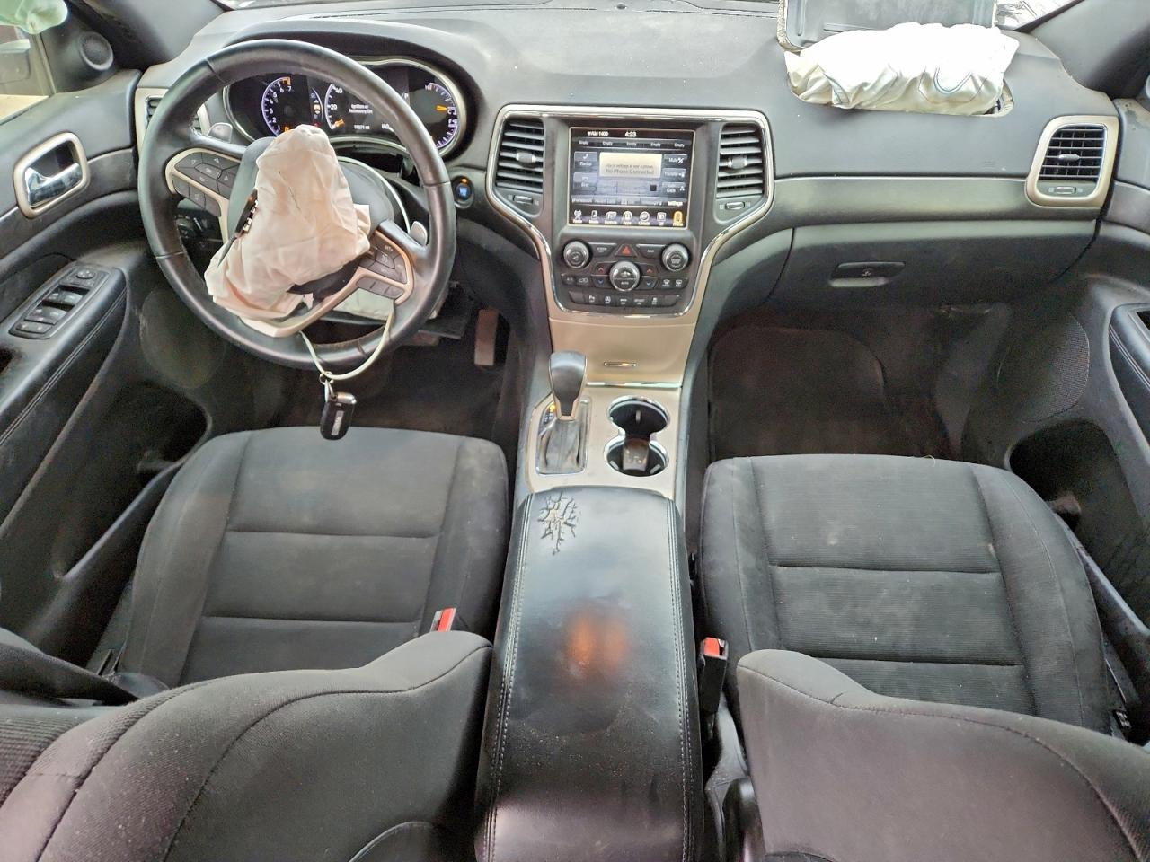 2016 JEEP GRAND CHEROKEE LAREDO photo 15