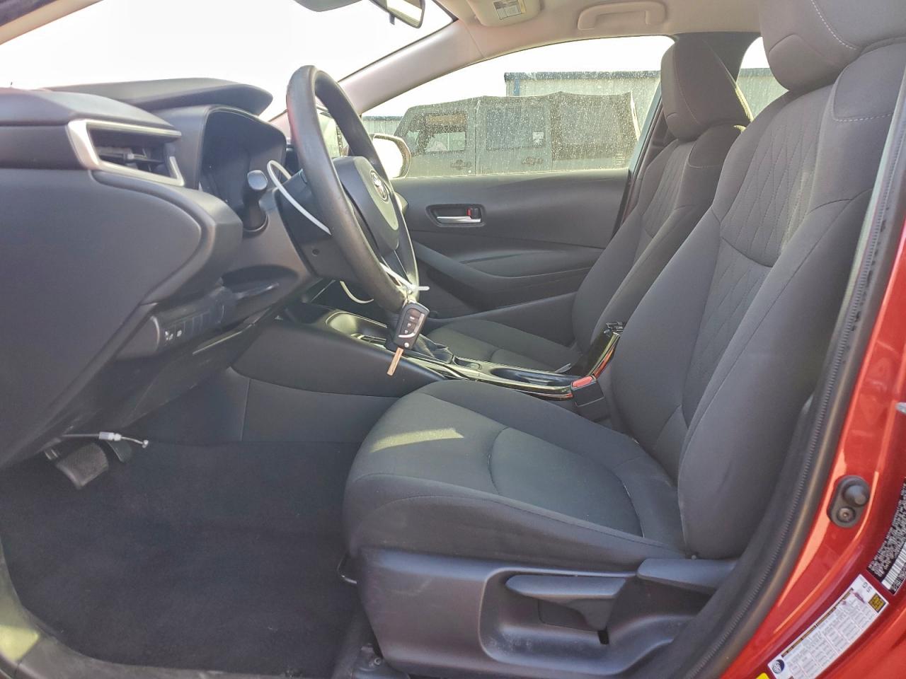 2020 TOYOTA COROLLA LE photo 7
