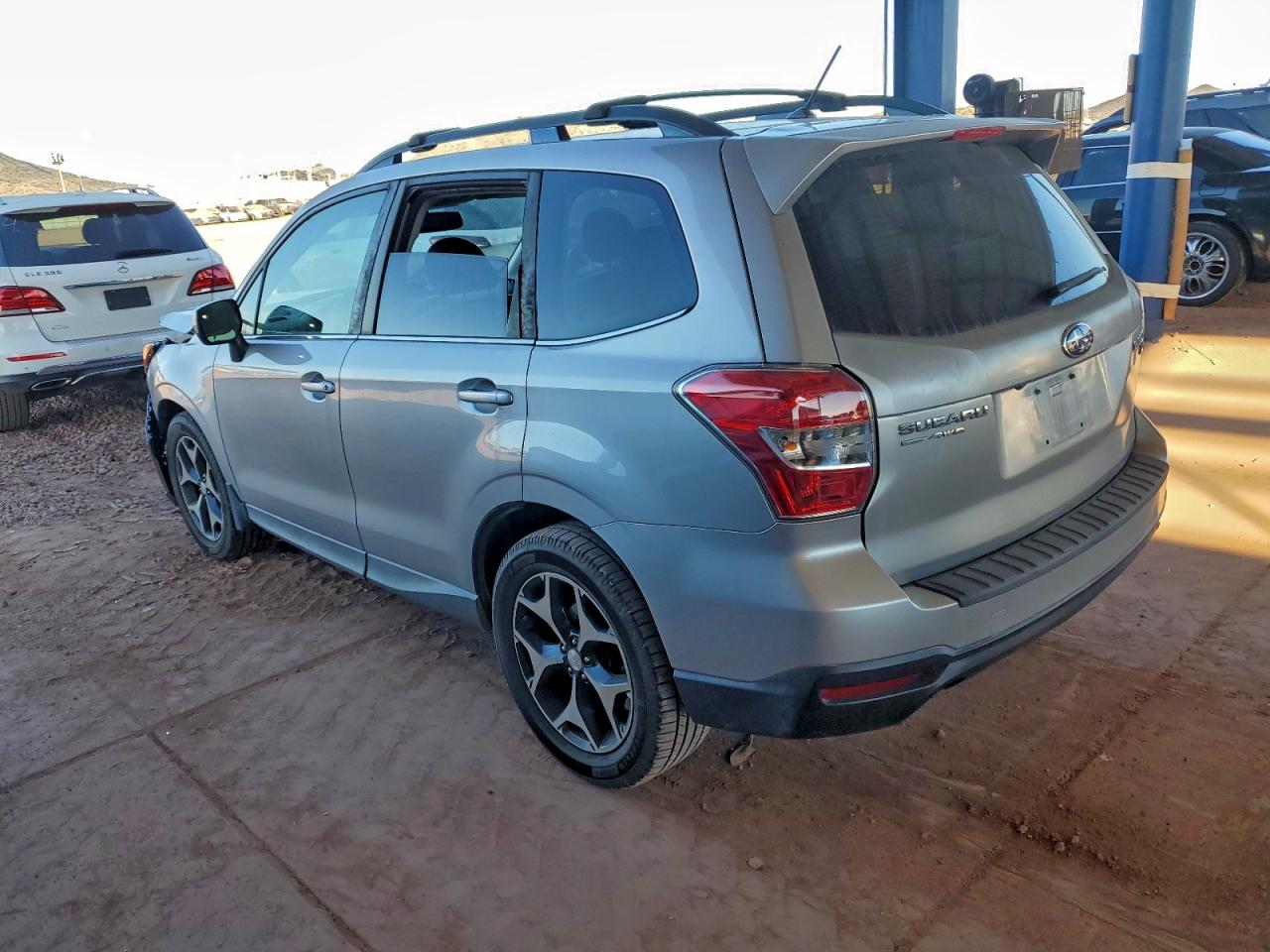 2015 SUBARU FORESTER 2.0XT PREMIUM photo 4