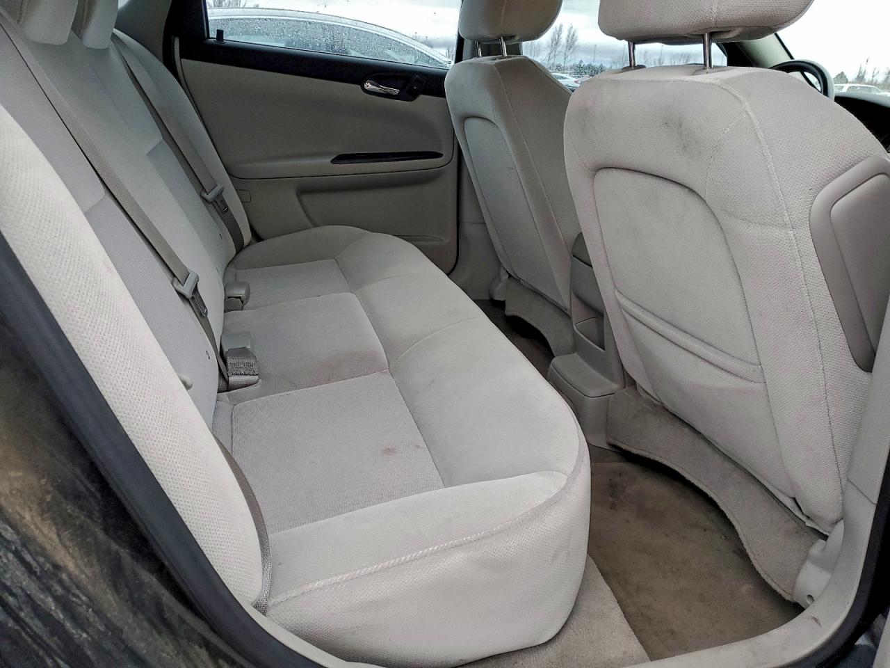 2010 CHEVROLET IMPALA LT photo 10