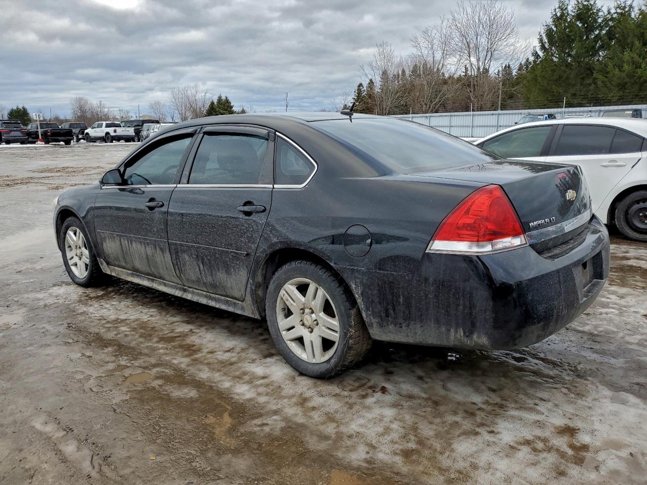 2010 CHEVROLET IMPALA LT photo 2