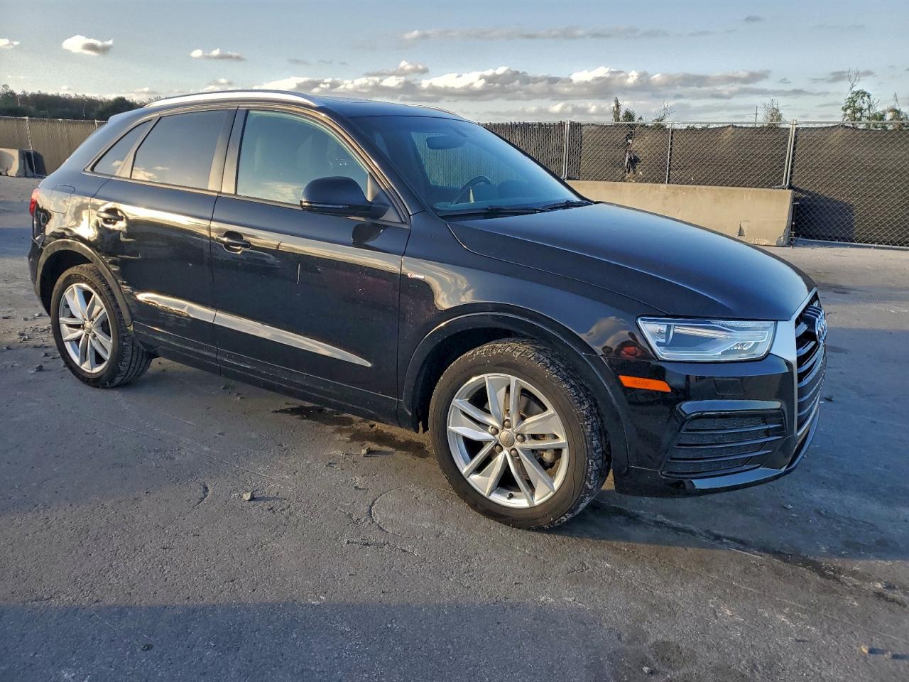 2018 AUDI Q3 PREMIUM photo 4