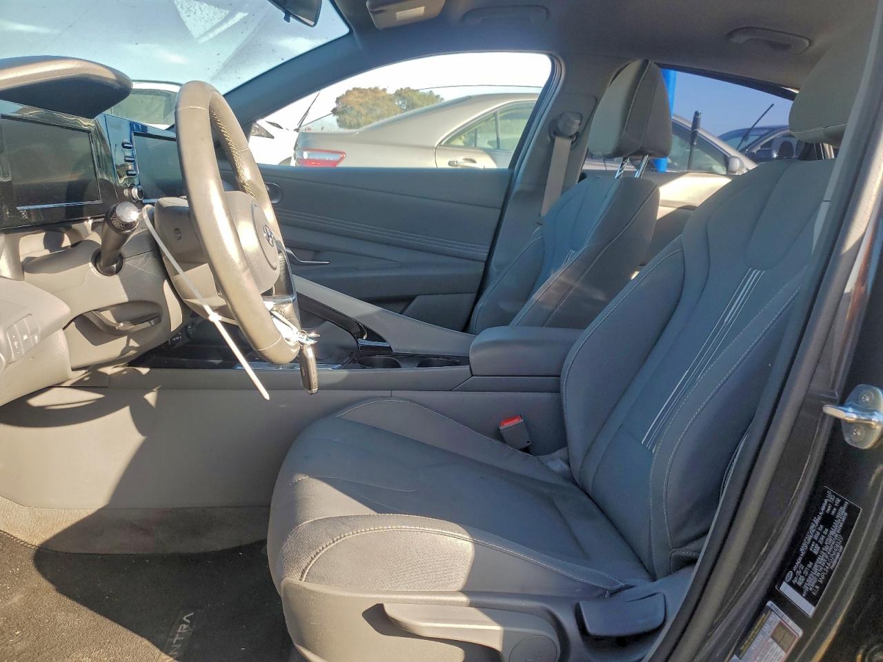 2022 HYUNDAI ELANTRA SEL photo 13