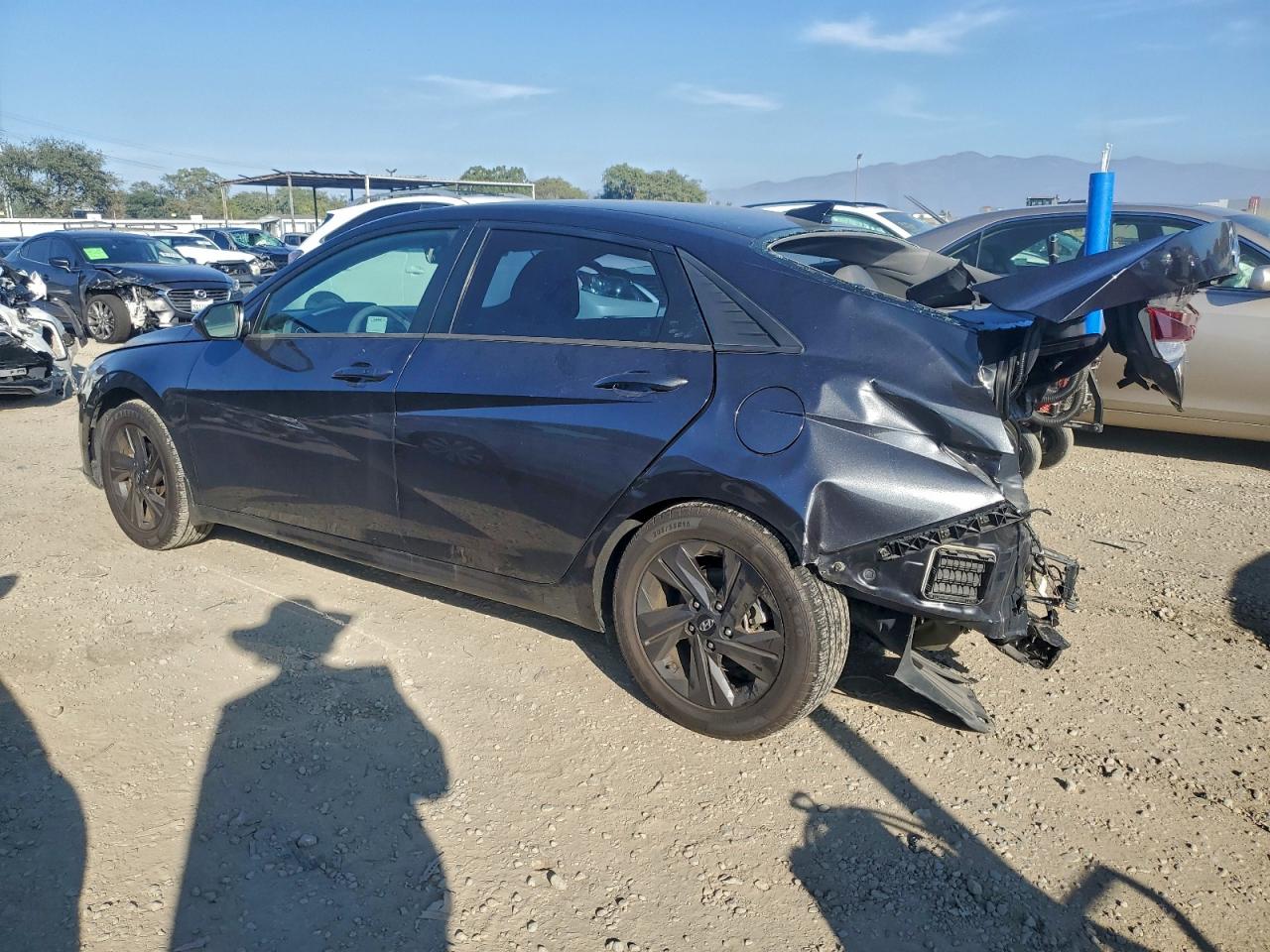 2022 HYUNDAI ELANTRA SEL photo 3