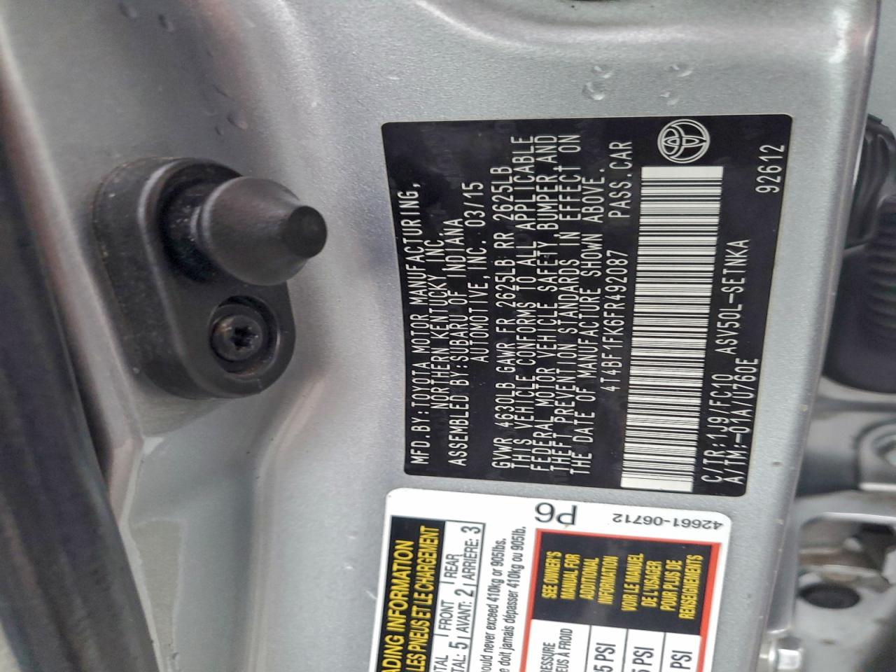 2015 TOYOTA CAMRY LE photo 23