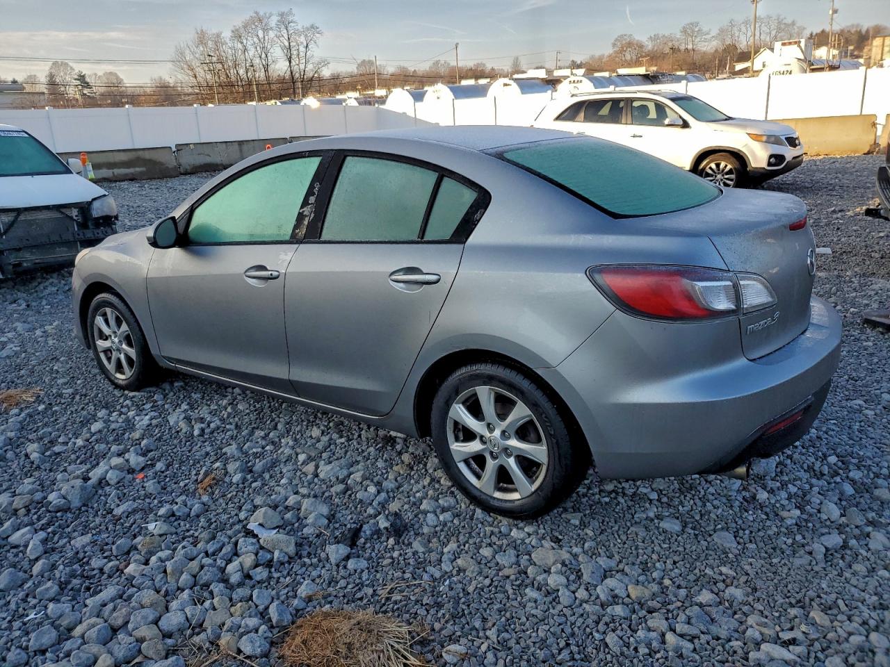 2010 MAZDA 3 I photo 2