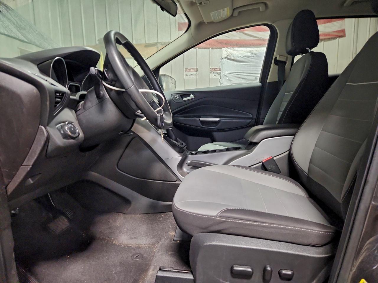2015 FORD ESCAPE SE photo 7