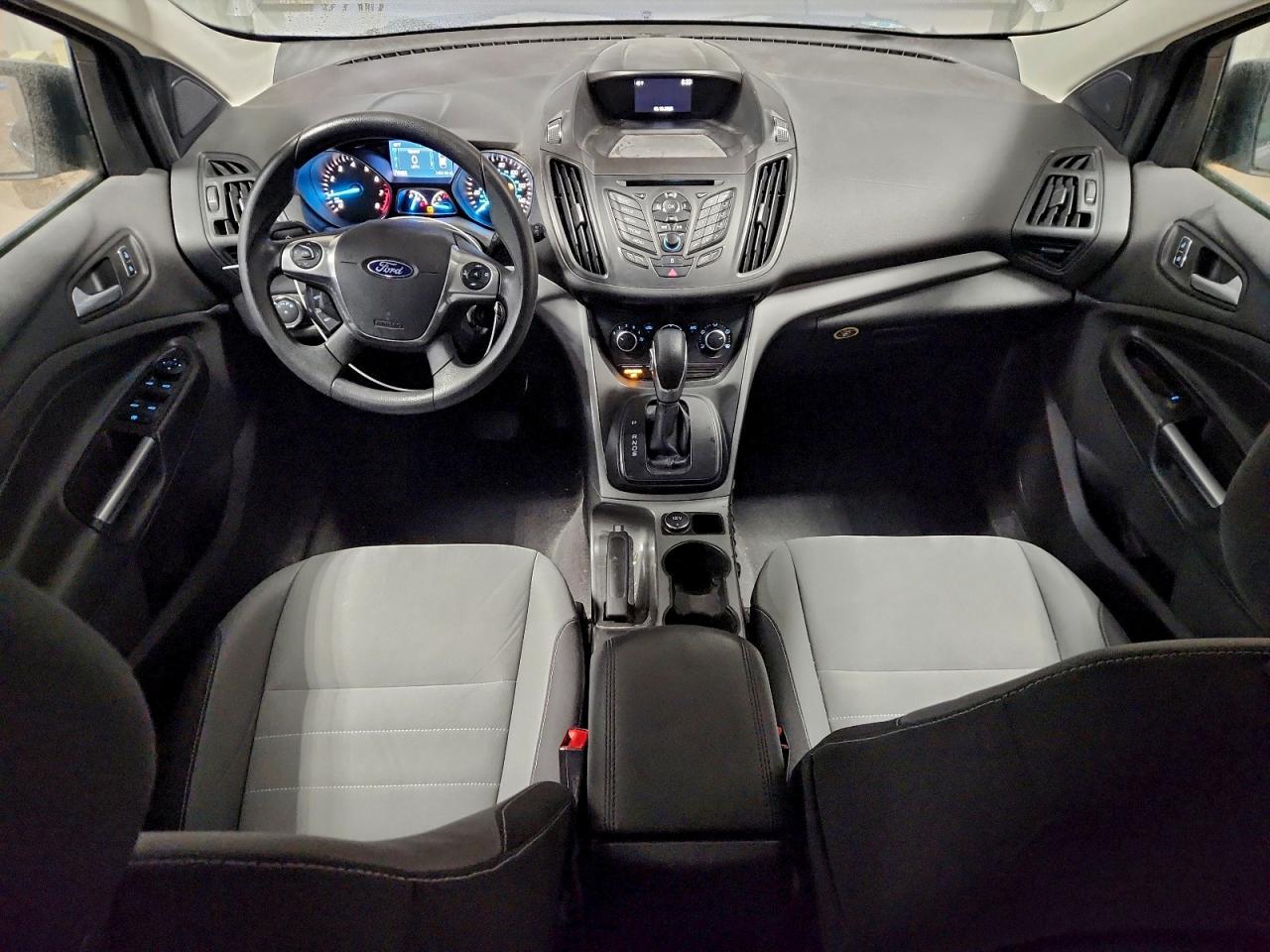 2015 FORD ESCAPE SE photo 8