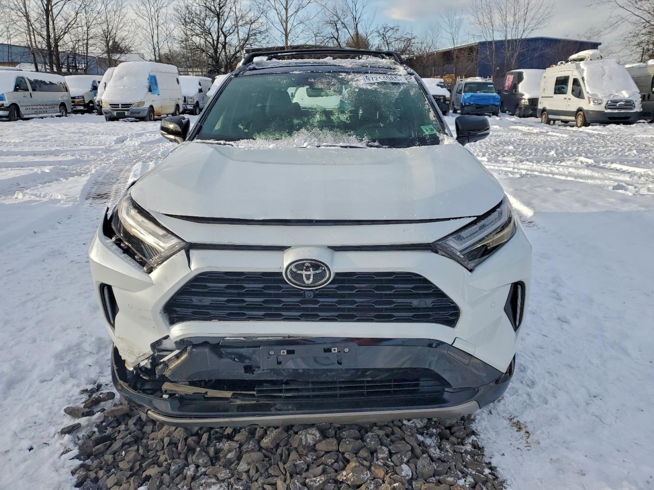 2025 TOYOTA RAV4 photo 9