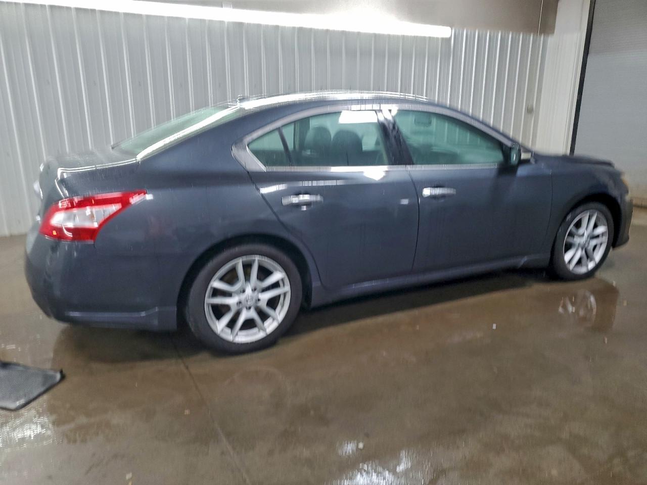 2011 NISSAN MAXIMA S photo 7
