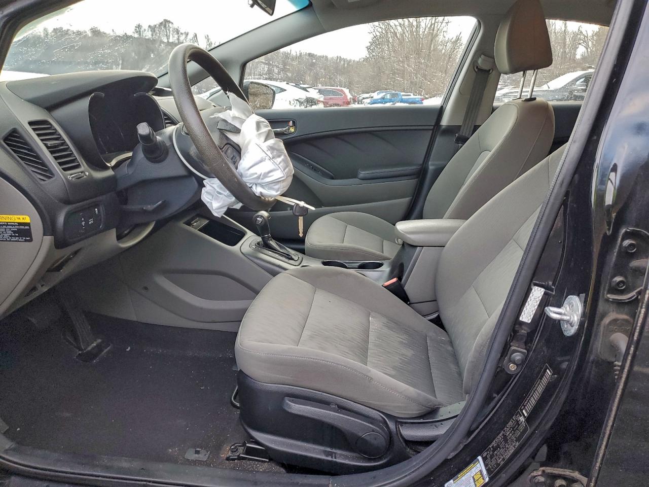 2015 KIA FORTE LX photo 13