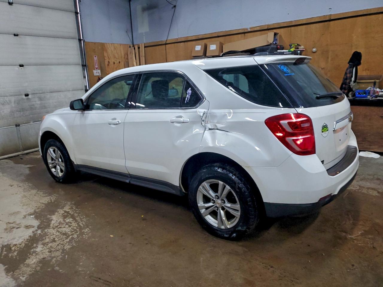 2016 CHEVROLET EQUINOX LS photo 2