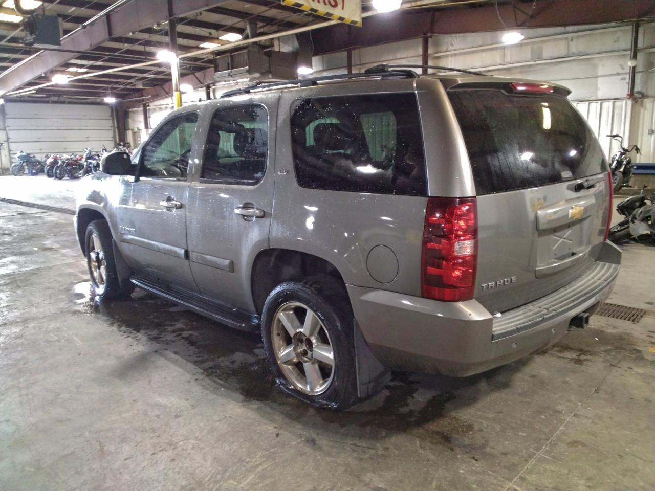 2007 CHEVROLET TAHOE K1500 photo 2