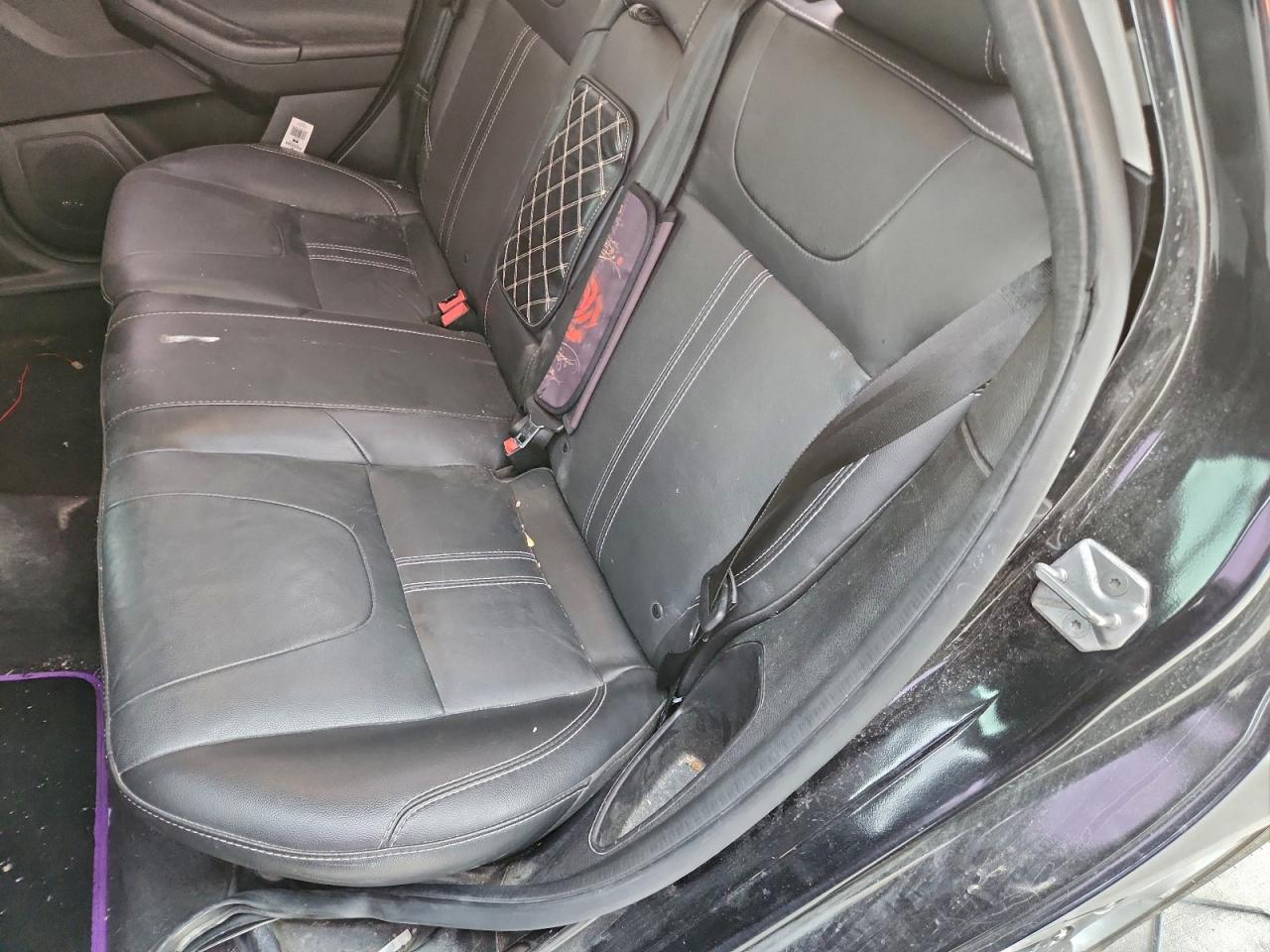 2014 FORD FOCUS SE photo 10