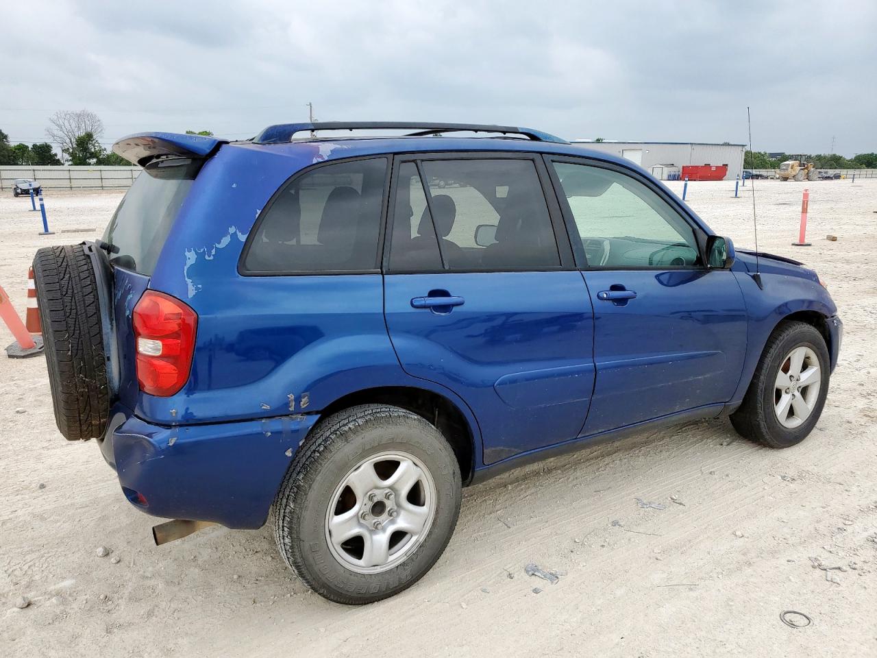 2004 TOYOTA RAV4 photo 5