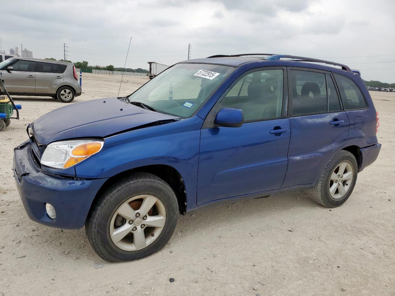 2004 TOYOTA RAV4
