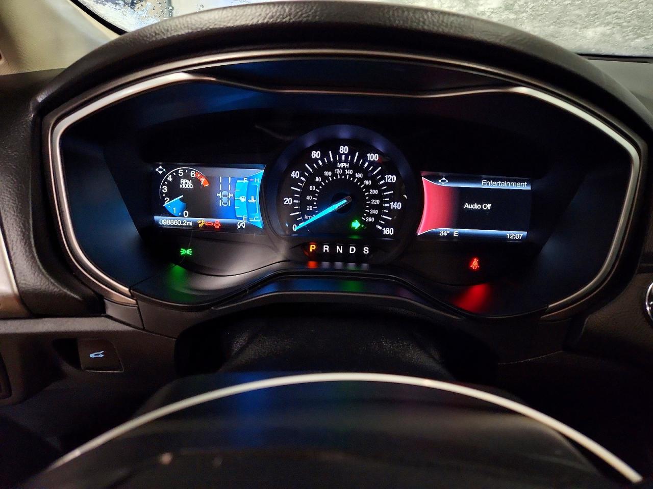 2019 FORD FUSION SE photo 9
