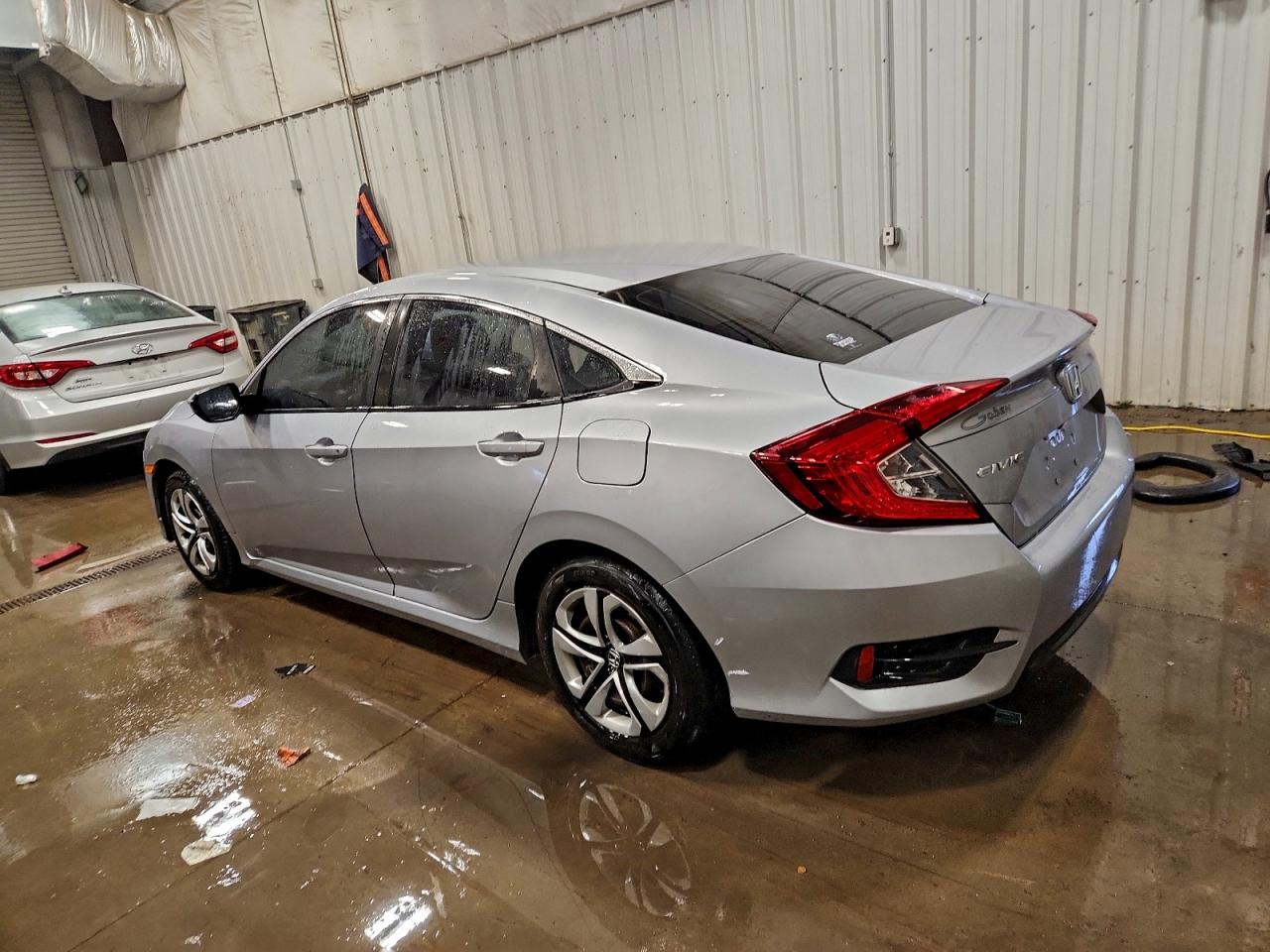 2016 HONDA CIVIC LX photo 2