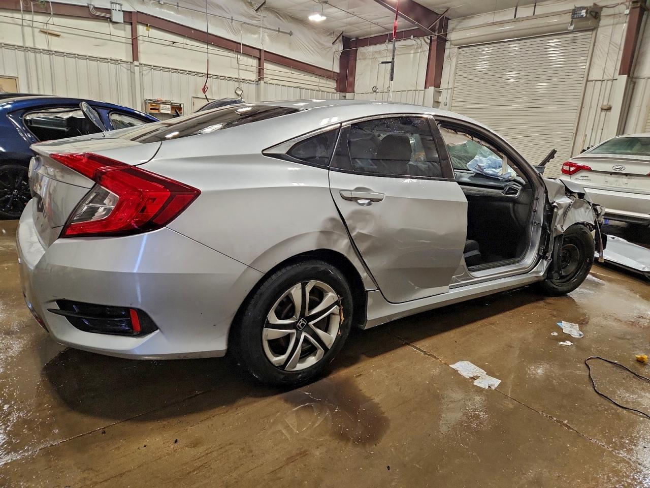2016 HONDA CIVIC LX photo 3
