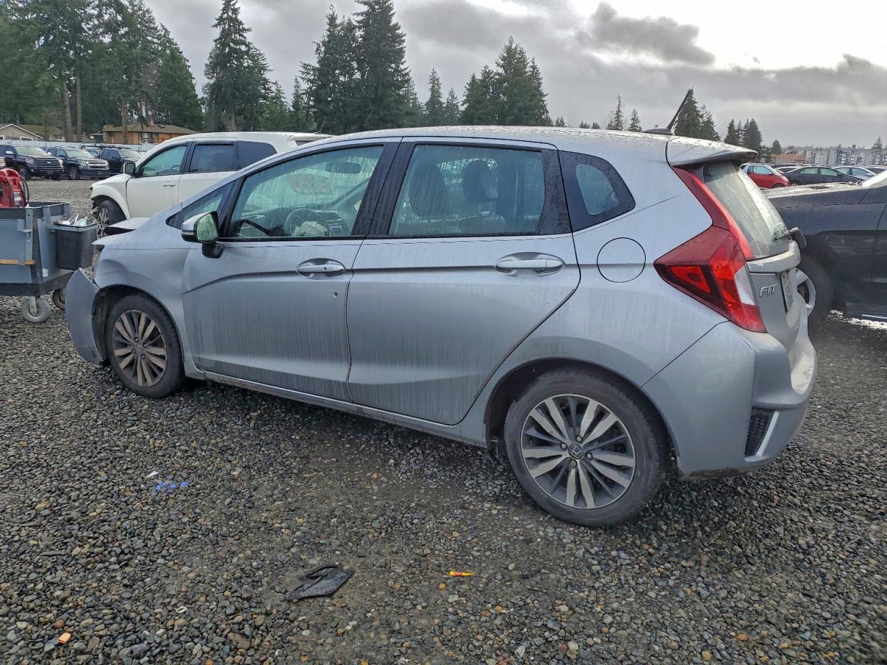 2017 HONDA FIT EX photo 2