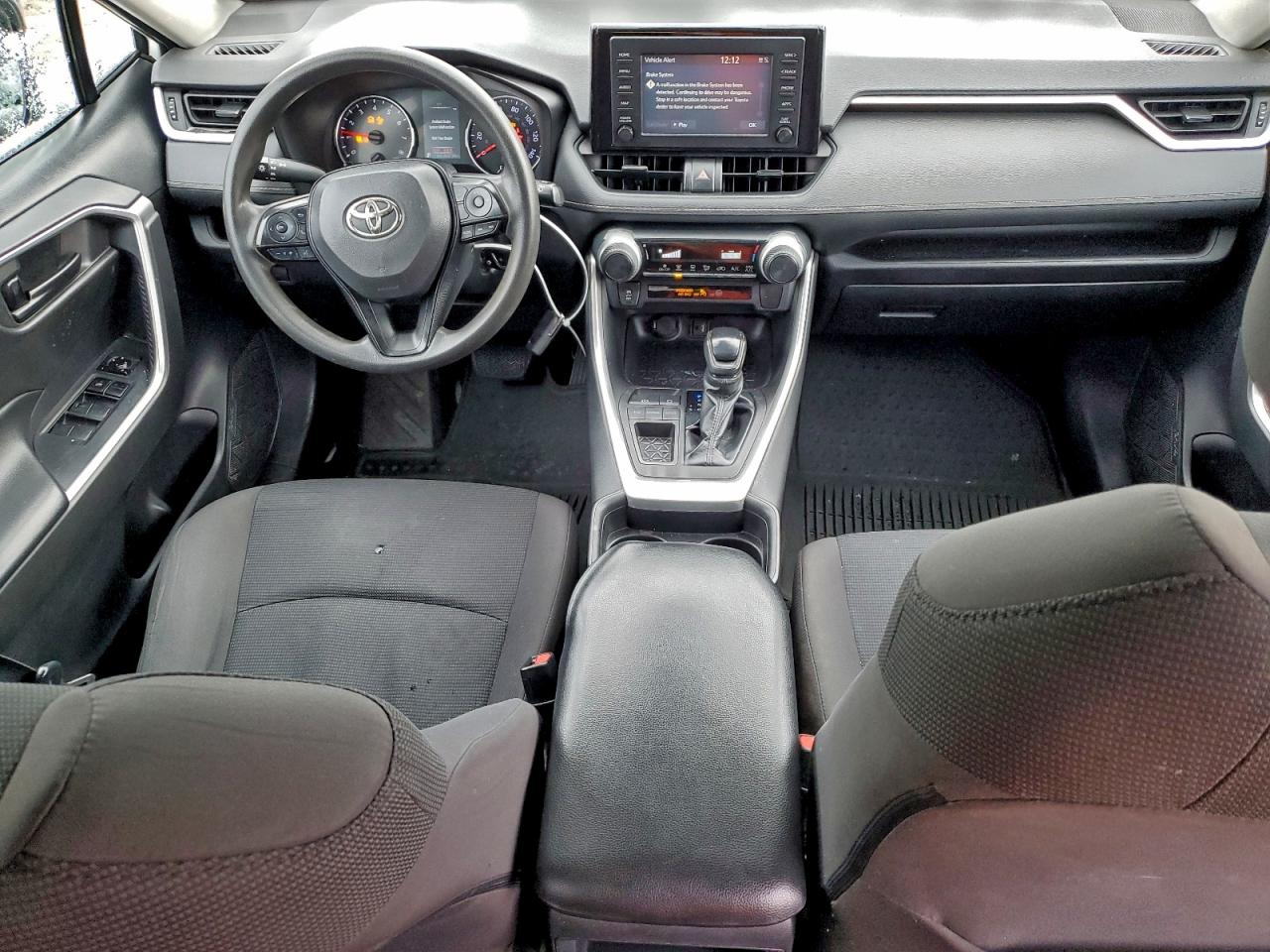2019 TOYOTA RAV4 LE photo 15