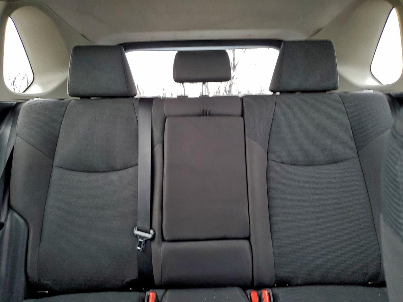 2019 TOYOTA RAV4 LE photo 19