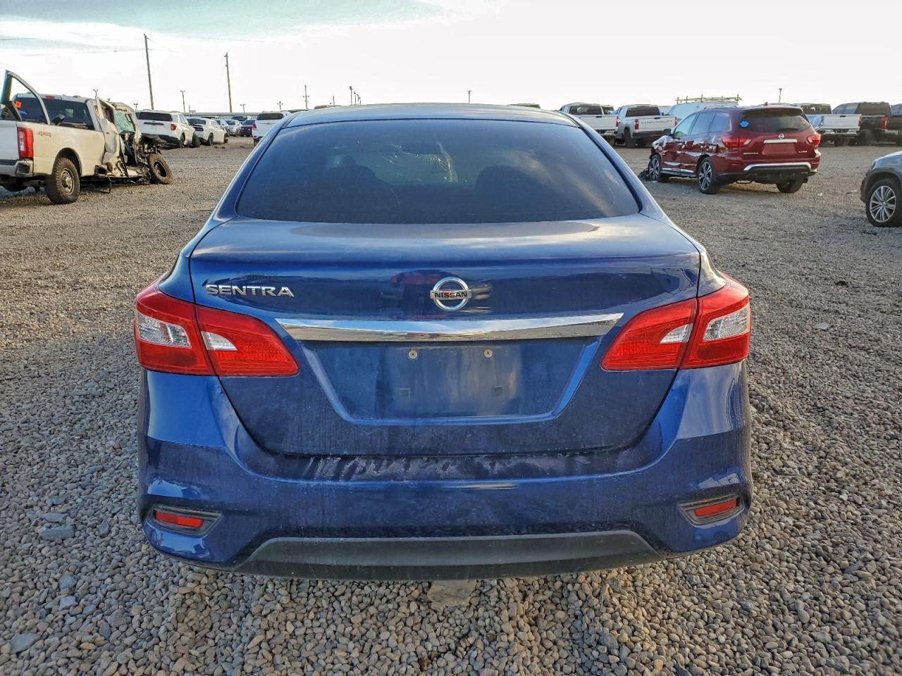 2019 NISSAN SENTRA S photo 16
