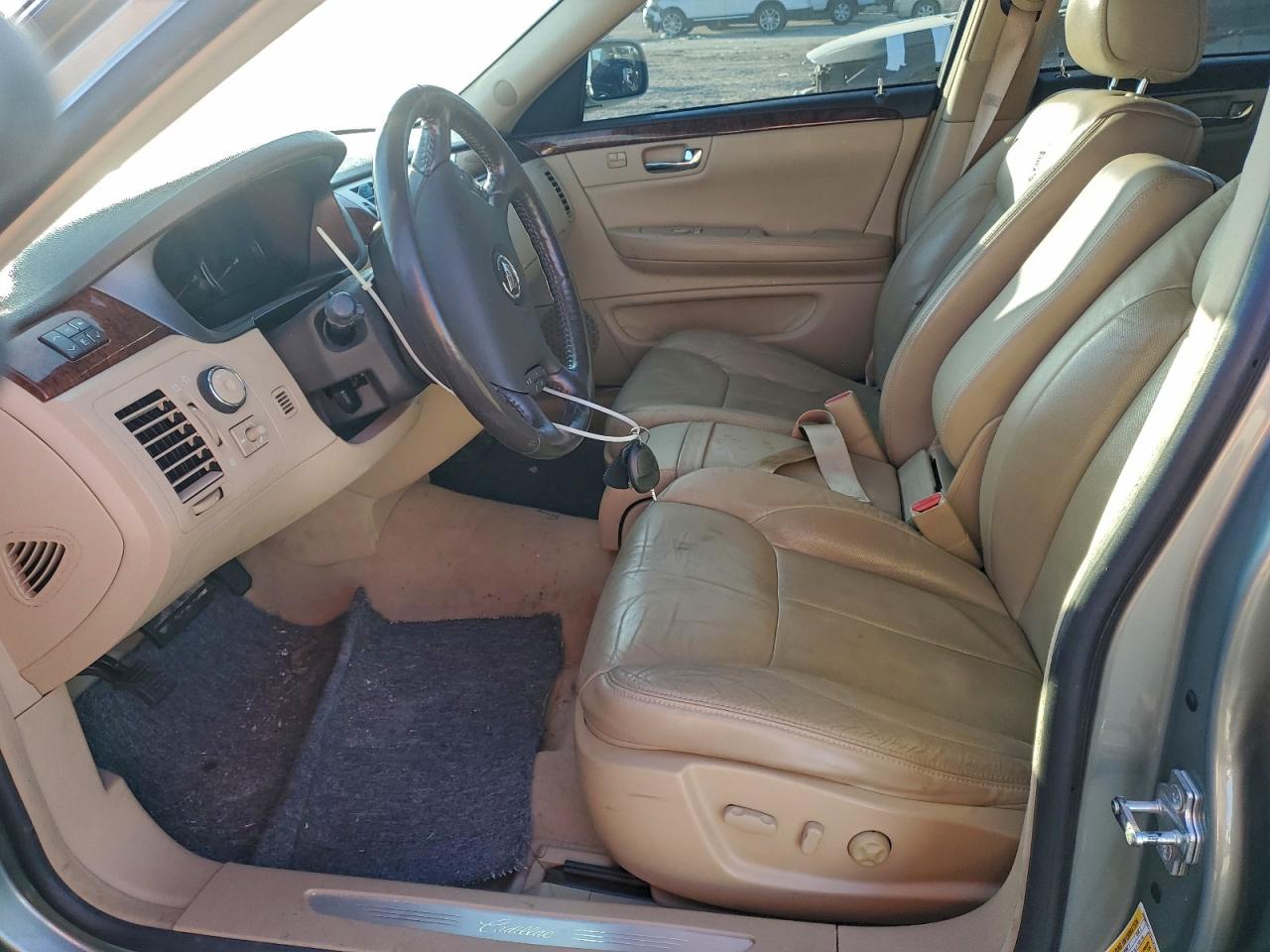 2007 CADILLAC DTS photo 13
