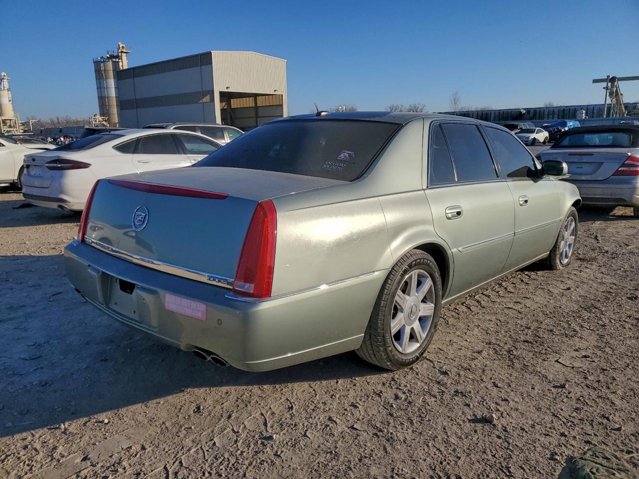 2007 CADILLAC DTS photo 5