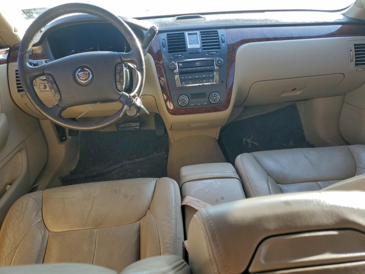 2007 CADILLAC DTS photo 15