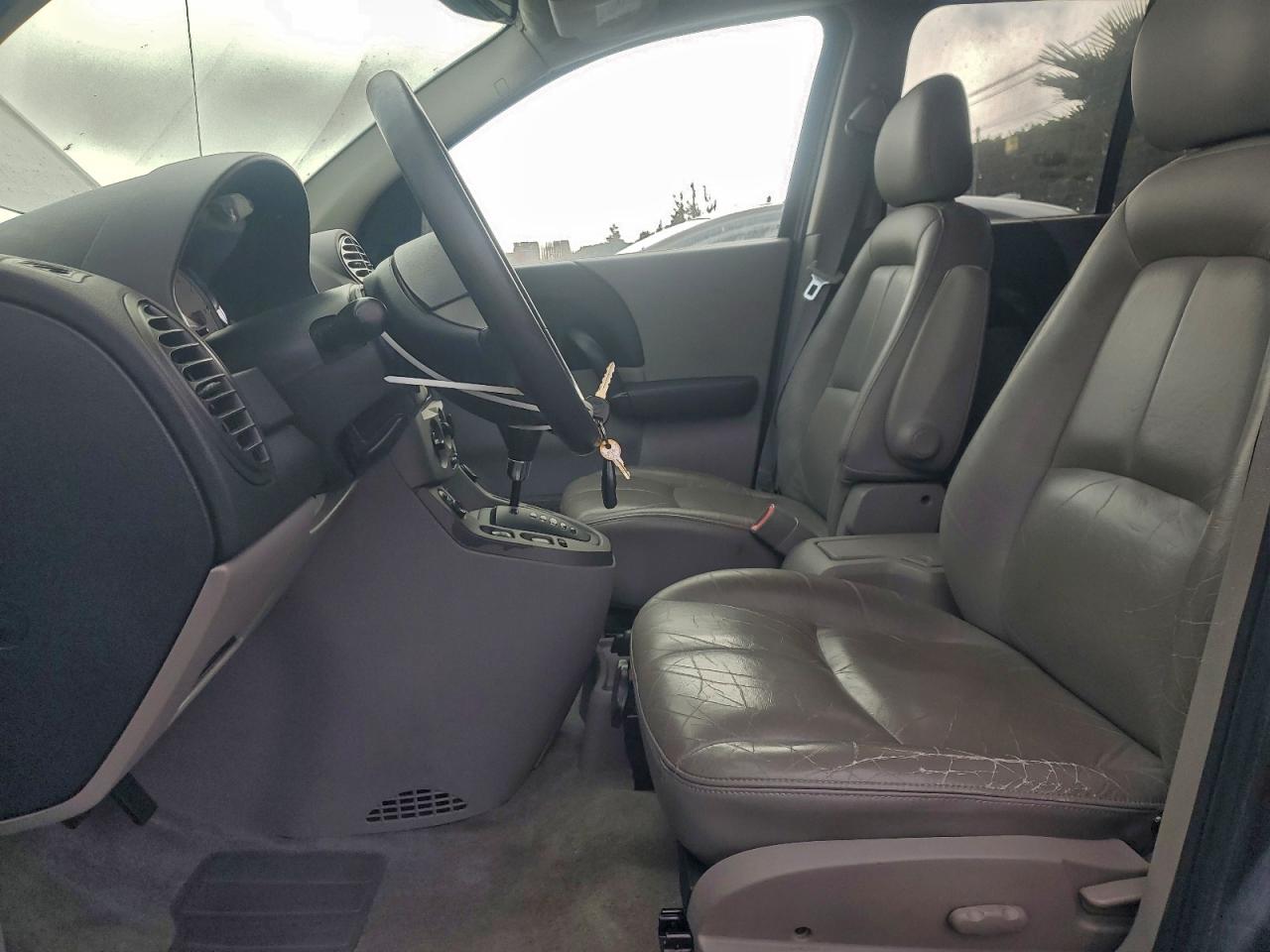 2004 SATURN VUE photo 13