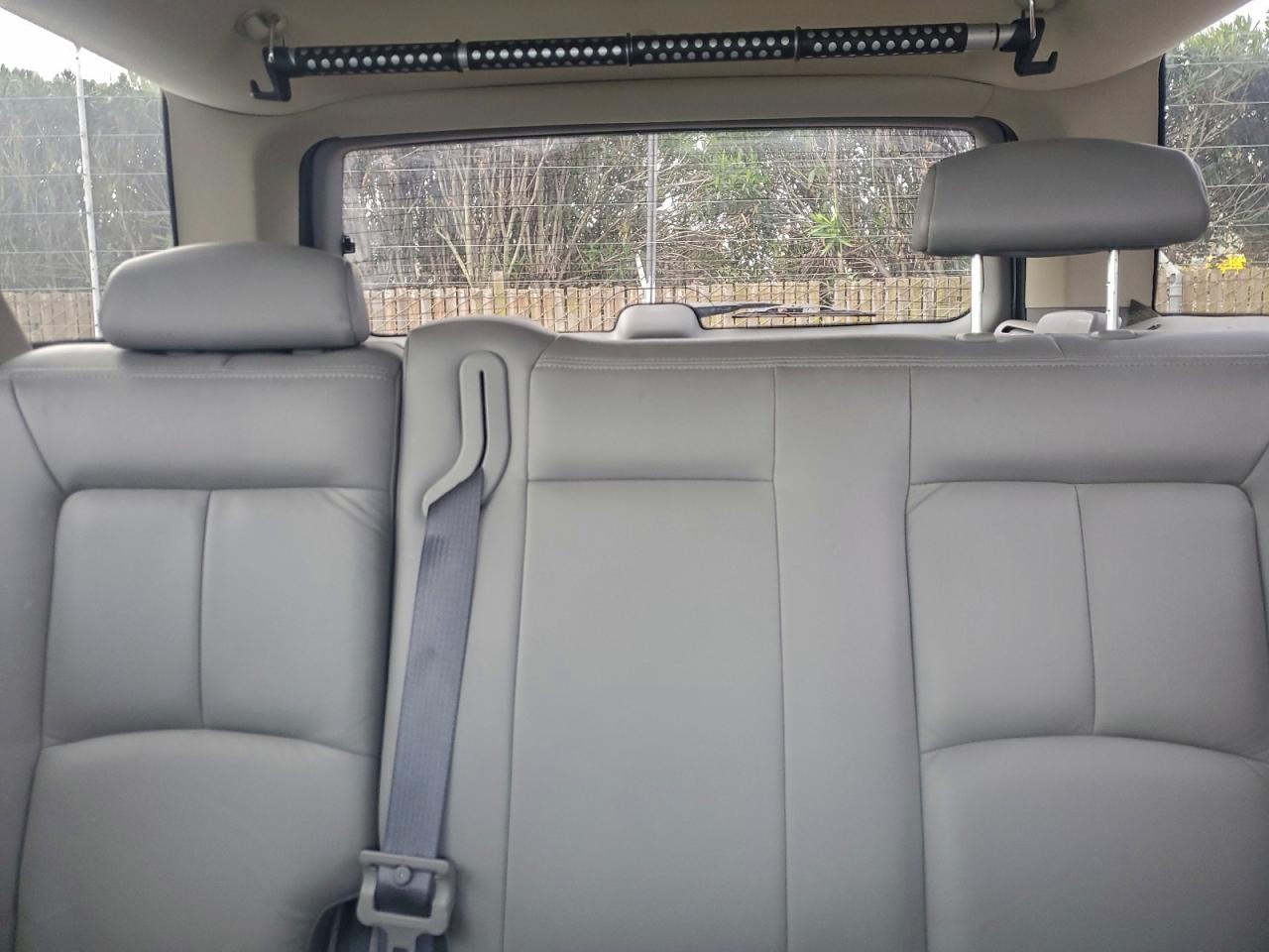 2004 SATURN VUE photo 19