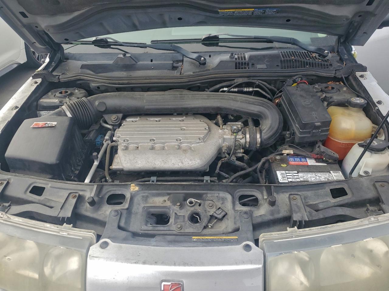 2004 SATURN VUE photo 23