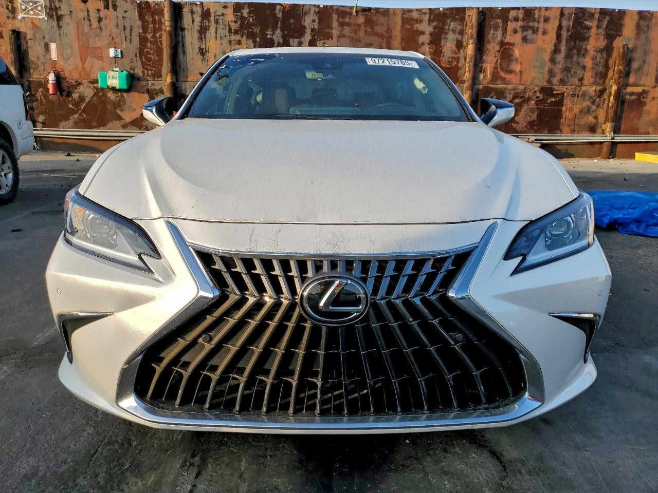 2025 LEXUS ES 300H BASE photo 9