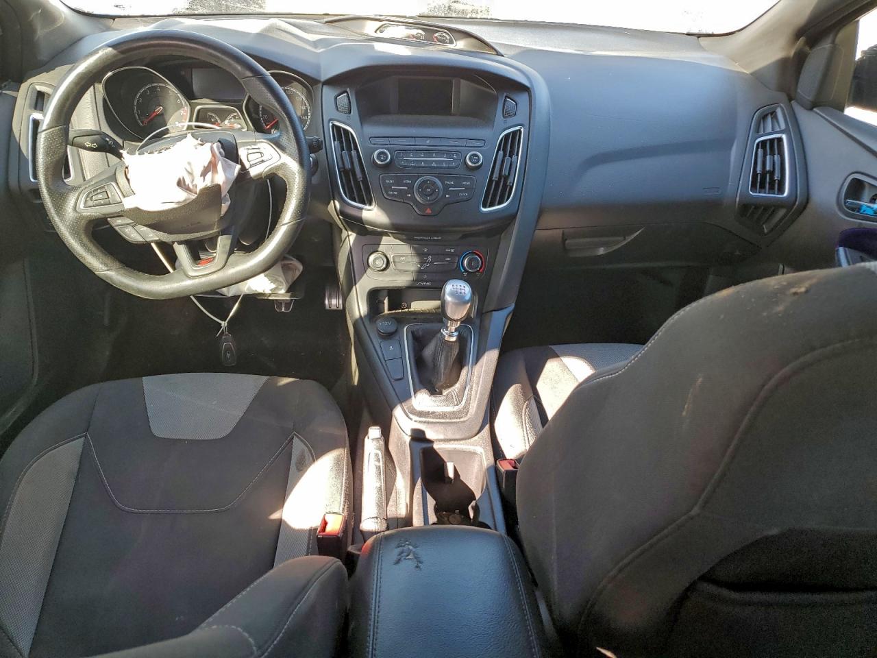 2018 FORD FOCUS ST photo 29