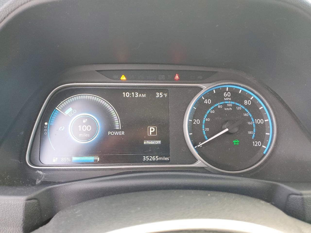 2020 NISSAN LEAF SV photo 17