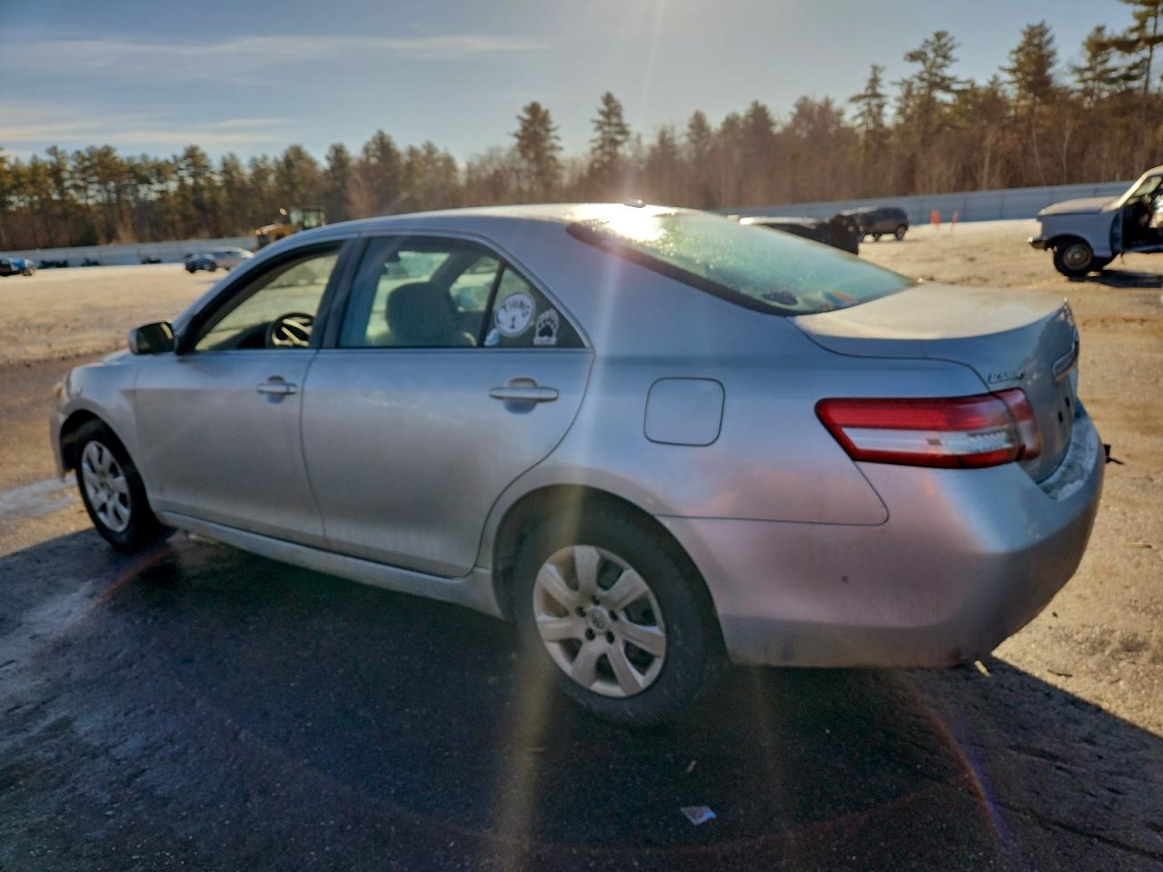 2010 TOYOTA CAMRY BASE photo 2